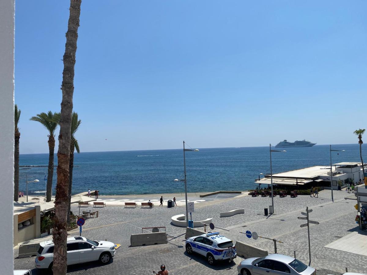 Sea La Vie #1 - Luxury Seaview Apartment 파포스 외부 사진